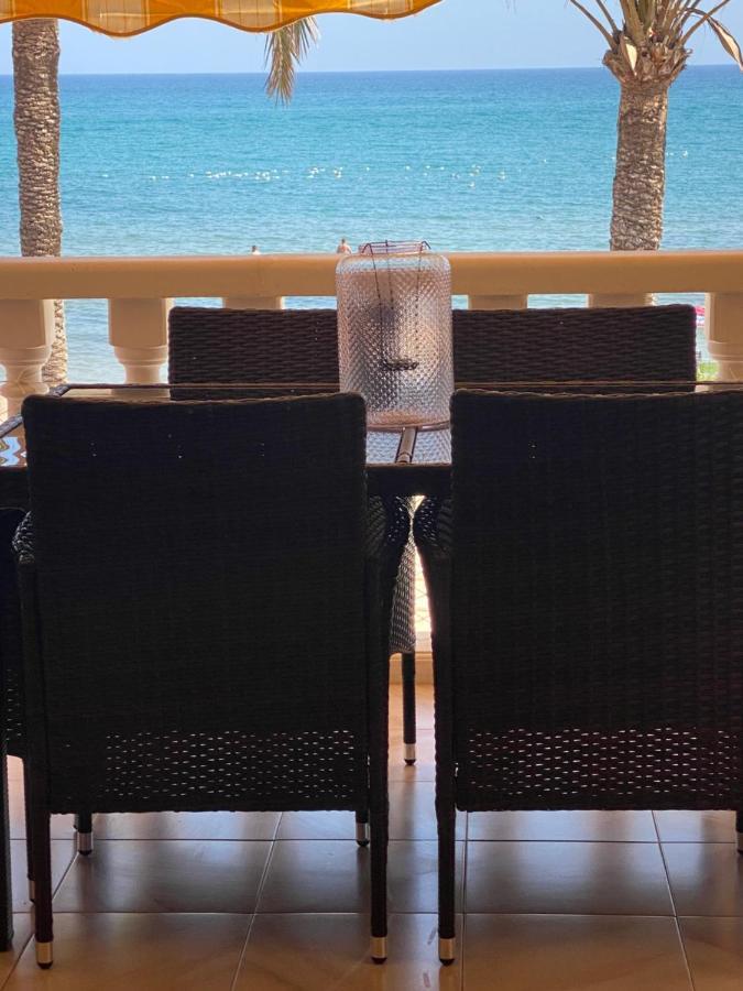Apartamento Frente Al Mar En El Campello Bagian luar foto
