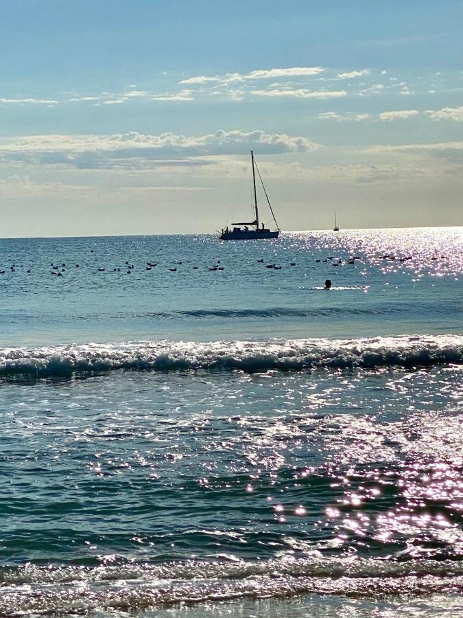 Apartamento Frente Al Mar En El Campello Bagian luar foto
