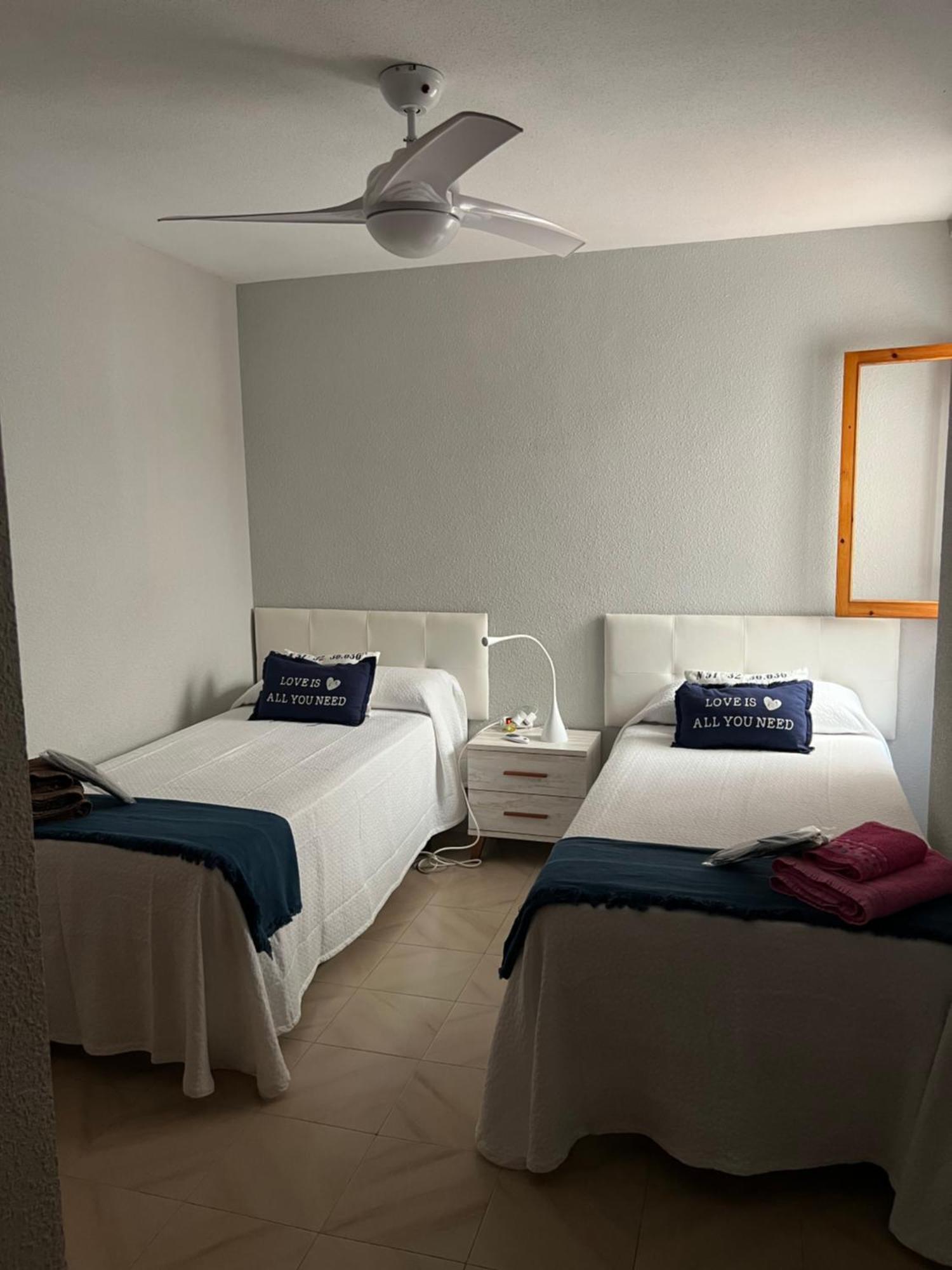 Apartamento Frente Al Mar En El Campello Bagian luar foto